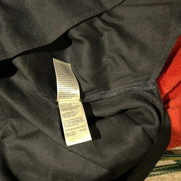 Tommy Hilfiger women’s dark  navy relaxed fit shirt blouse Sz M - Picture 14 of 16